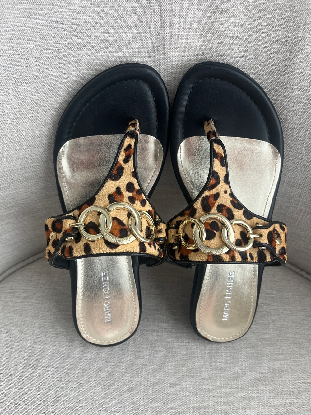 Marc Fisher Leopard Print Thong Wedge Sandals Size 8